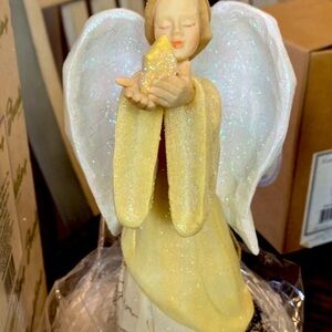 Foundations Angel Figurine with Glittering Wings